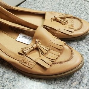 Old Navy tan loafers